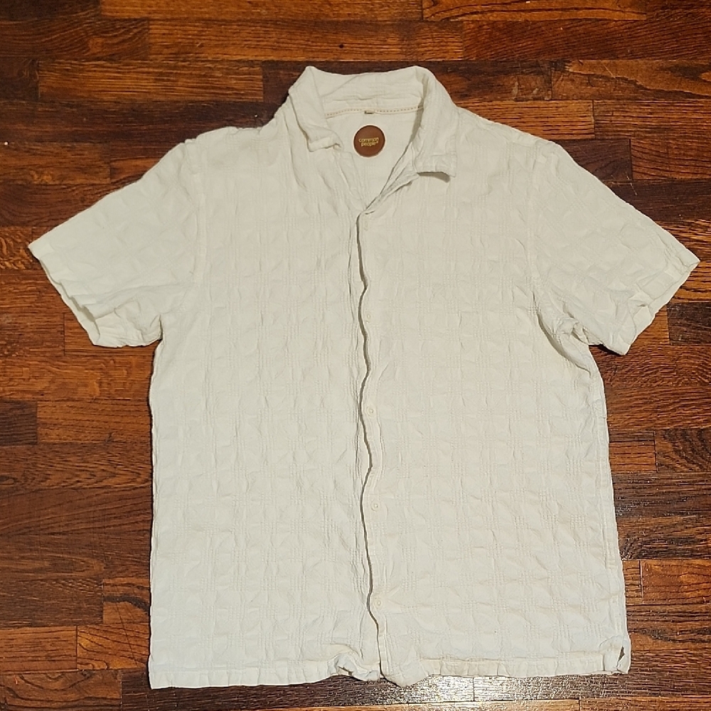 Common People Men's Medium Textured Print Creamy White Short Sleeve Button Shirt